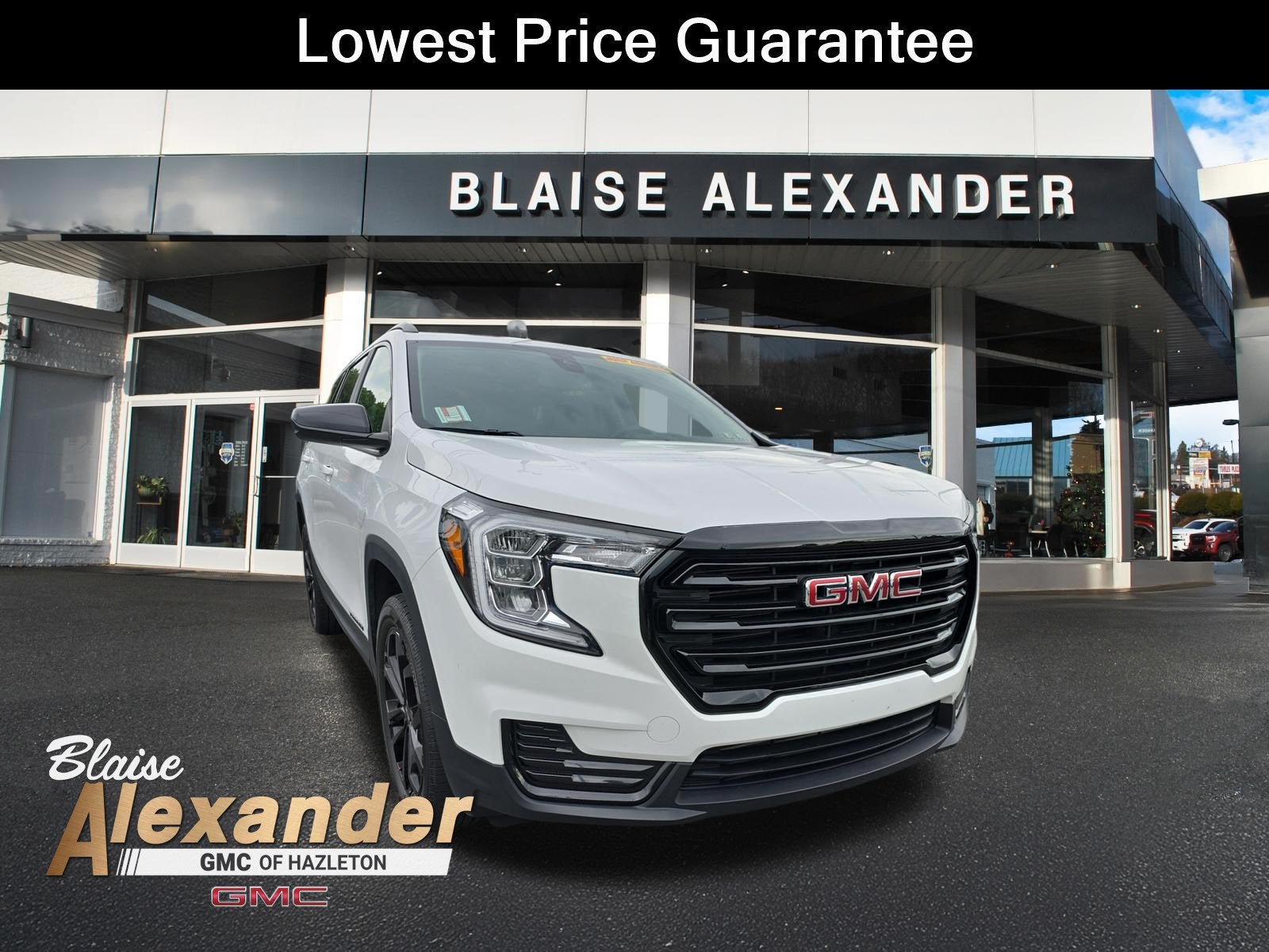 2022 GMC Terrain SLE in Summit White — front three-quarter view