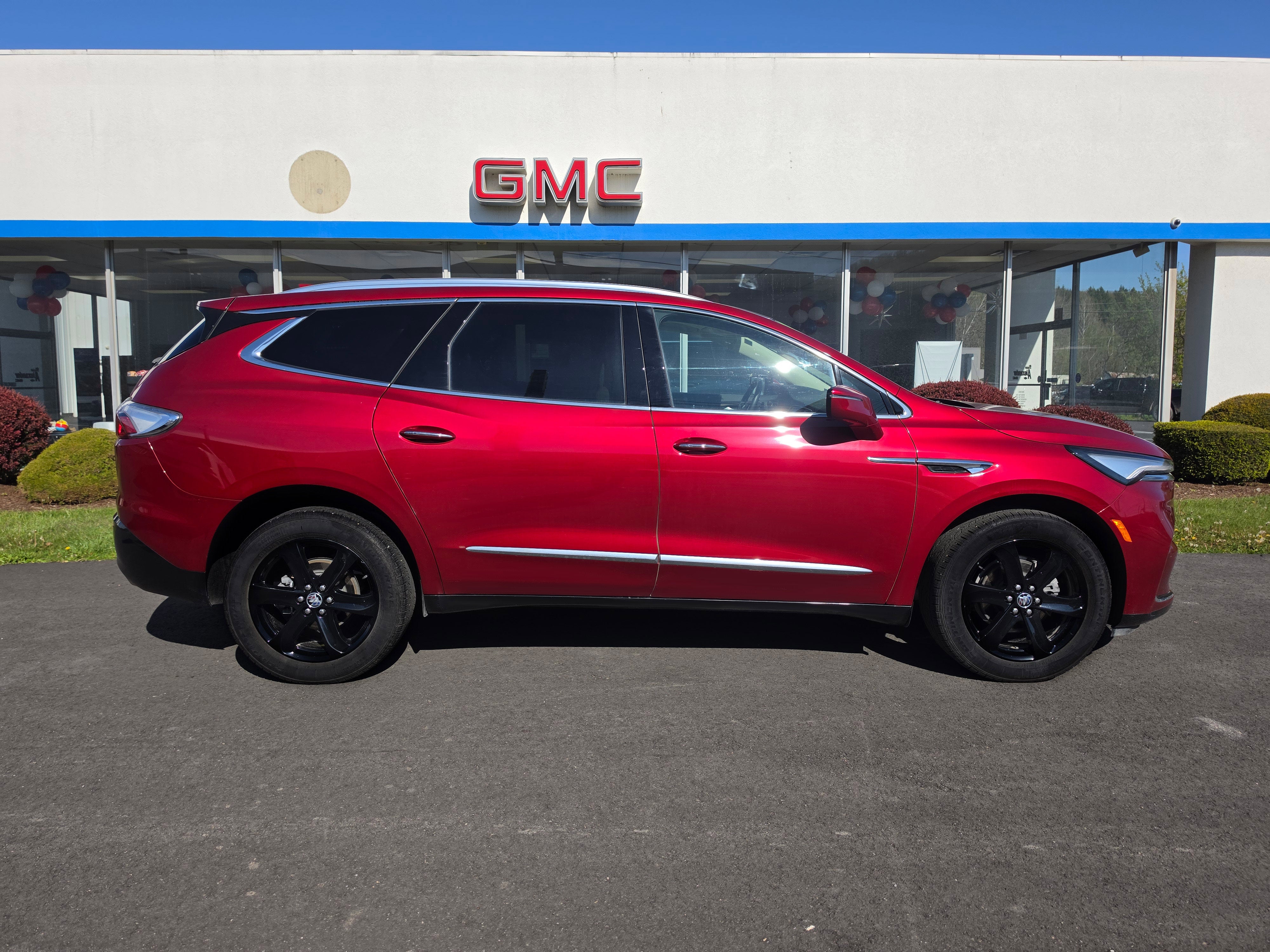 2023 Buick Enclave — side profile view