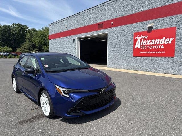 2026 Toyota Corolla Hatchback SE CVT (Natl) in Blue — front three-quarter view