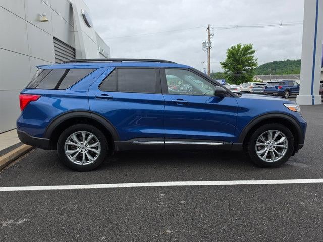 2023 Ford Explorer — side profile view